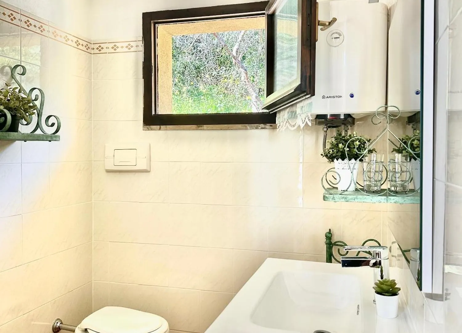 Villa Vista Mare Con Giardino Costa Rei